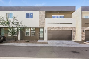 2000 N 36th Street Unit 25 Phoenix, AZ 85008
